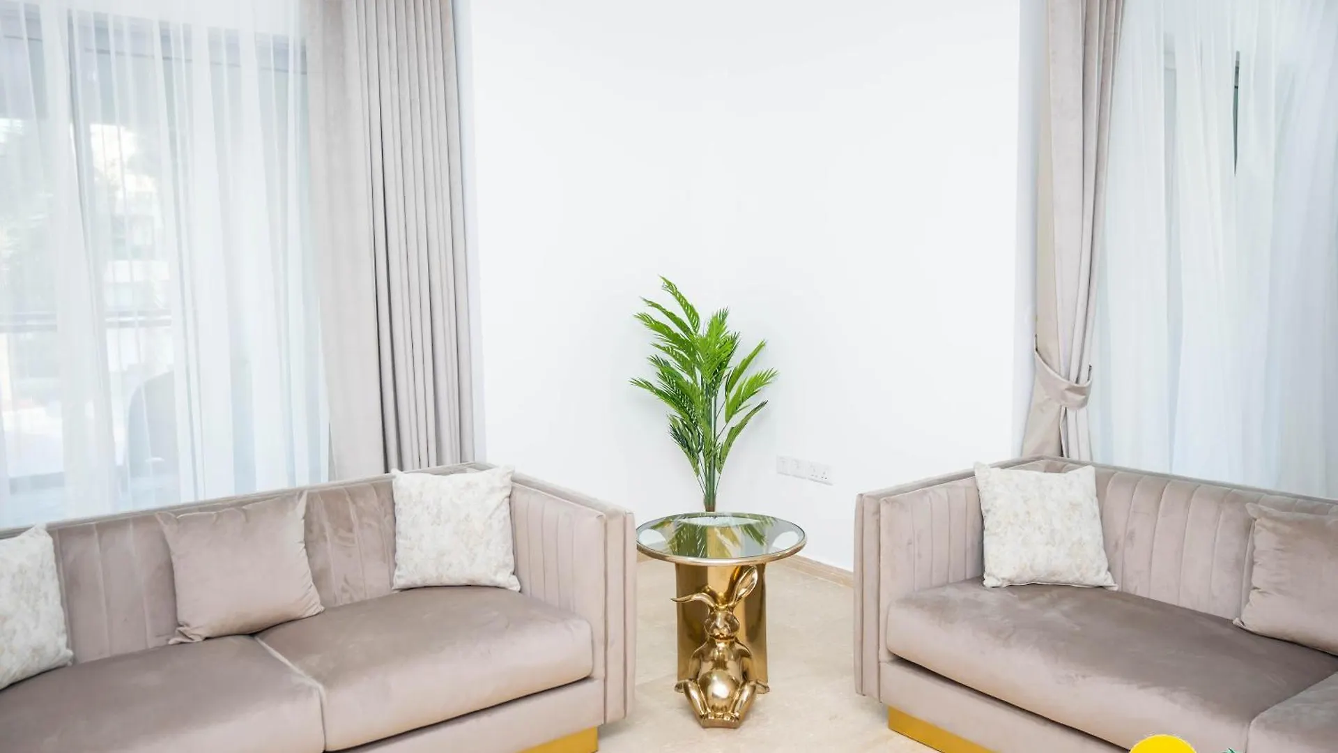 Apartment Holidays R Us Special One Bedroom Dubai